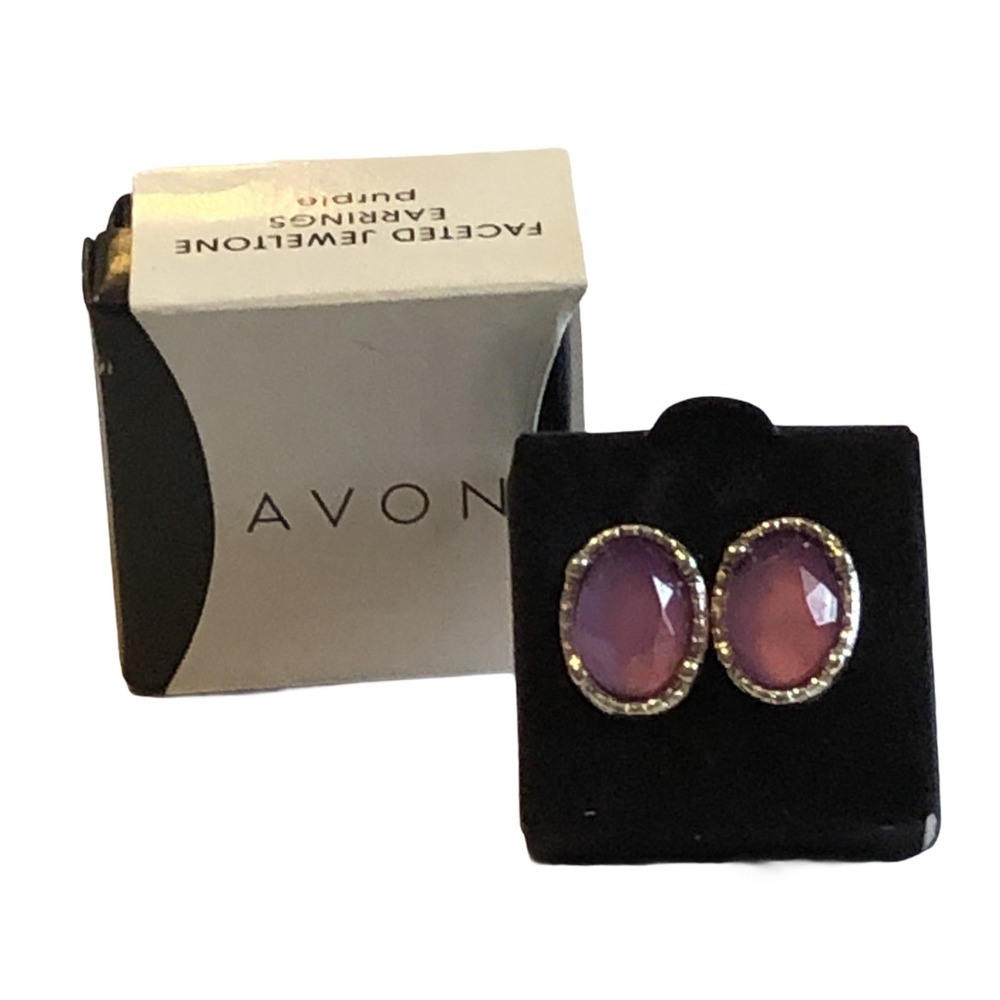 Avon Pierced Earrings Silver Tone Jeweltone Purple Faceted Studs‎